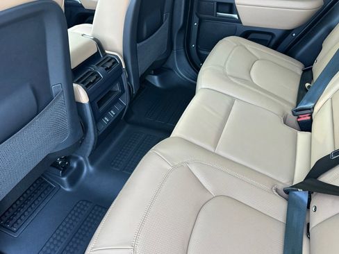 New 2026 Land Rover Defender 110 X-Dynamic SE image 16