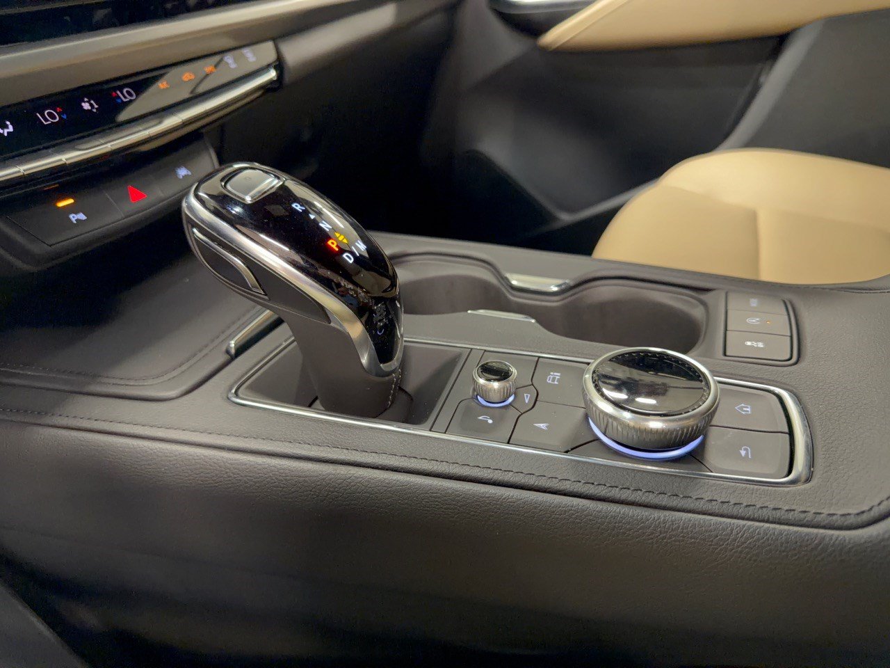 Used 2024 Cadillac XT4 Luxury FWD image 21