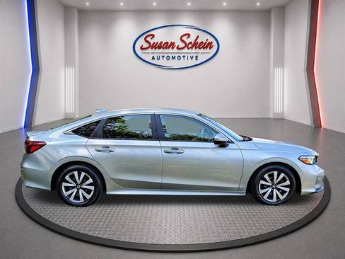 Used 2025 Honda Civic LX image 4