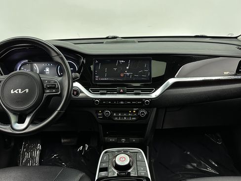 Used 2022 Kia Niro EX Premium image 30