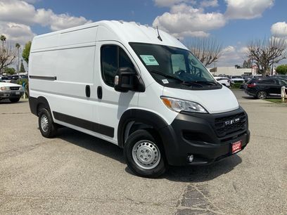 New 2025 RAM ProMaster 1500 w/ Convenience Group