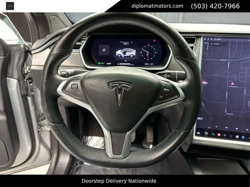 Used 2017 Tesla Model X 75D image 23