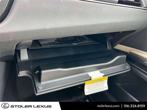 Used 2023 Lexus ES 250 w/ Premium Package image 42