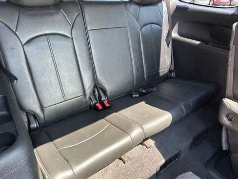 Used 2010 GMC Acadia SLT AWD/4WD image 12