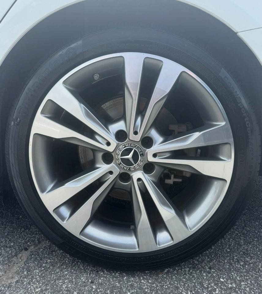 Used 2017 Mercedes-Benz C 300 Sedan image 34