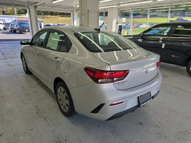 Used 2022 Kia Rio LX FWD image 3