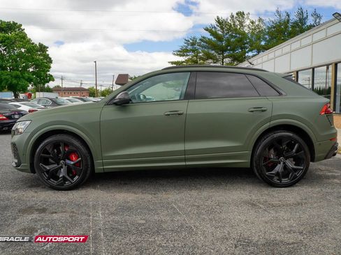 Used 2022 Audi RS Q8 w/ Carbon Optic Package AWD/4WD image 4