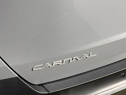 New 2026 Kia Carnival SX image 24