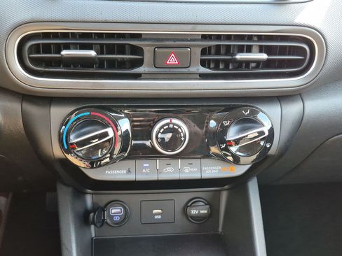 Used 2023 Hyundai Kona SEL AWD/4WD image 24