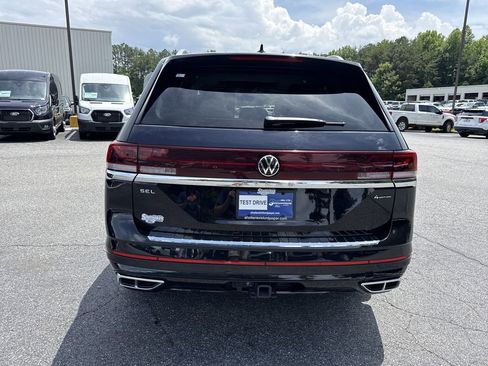 Used 2024 Volkswagen Atlas SEL Premium R-Line AWD/4WD image 7