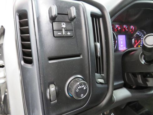 Used 2018 Chevrolet Silverado 1500 Custom w/ Custom Value Package image 23