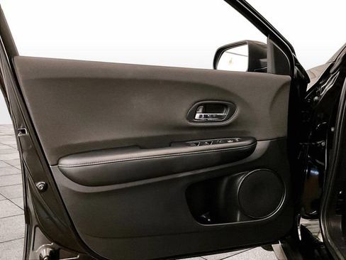 Used 2020 Honda HR-V LX image 22