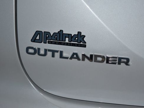 Used 2024 Mitsubishi Outlander Ralliart image 31