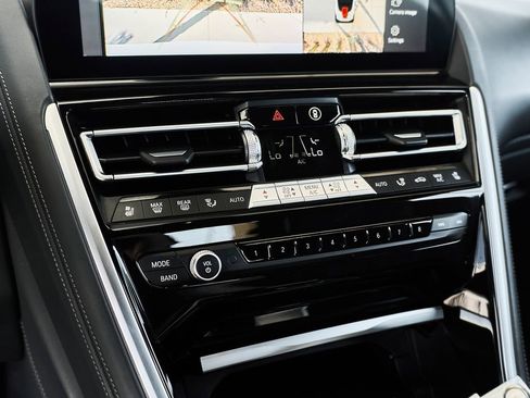 Used 2025 BMW 840i Convertible w/ Comfort Seating Package RWD image 23