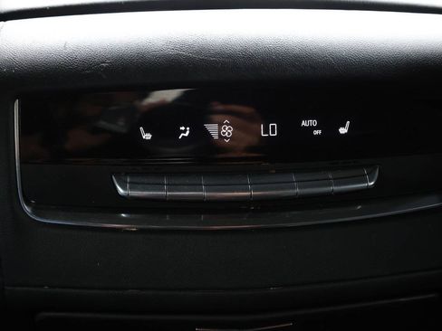 Used 2023 Cadillac Escalade ESV Premium Luxury AWD/4WD image 25