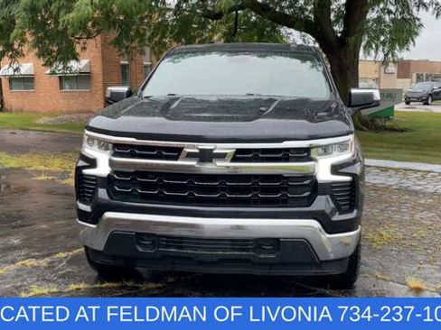 Used 2022 Chevrolet Silverado 1500 LT image 2