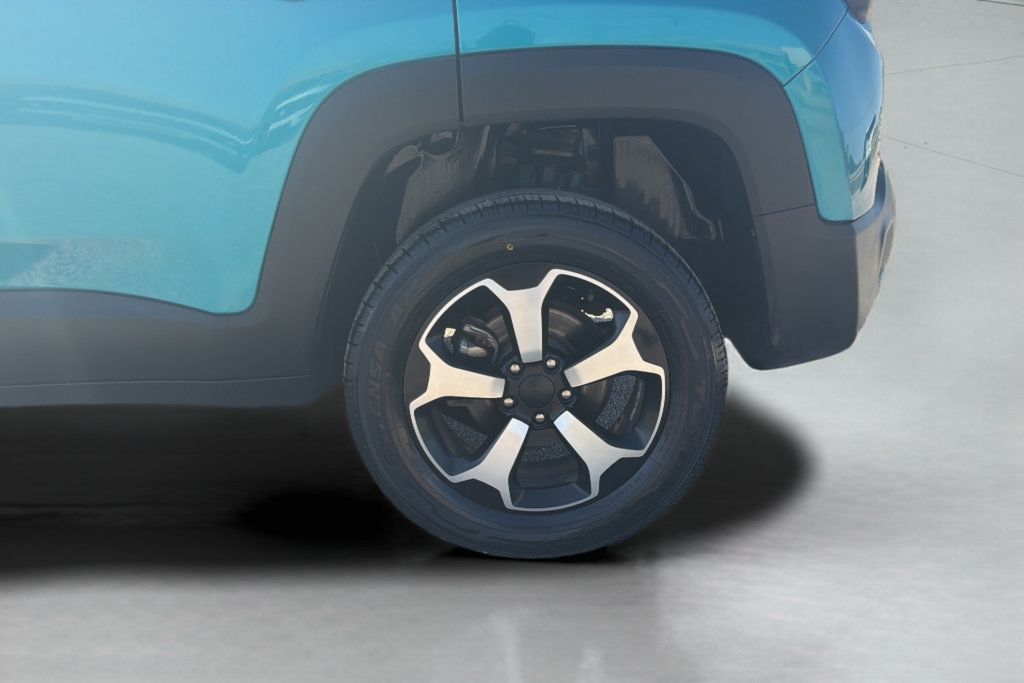 Used 2022 Jeep Renegade Trailhawk AWD/4WD image 18