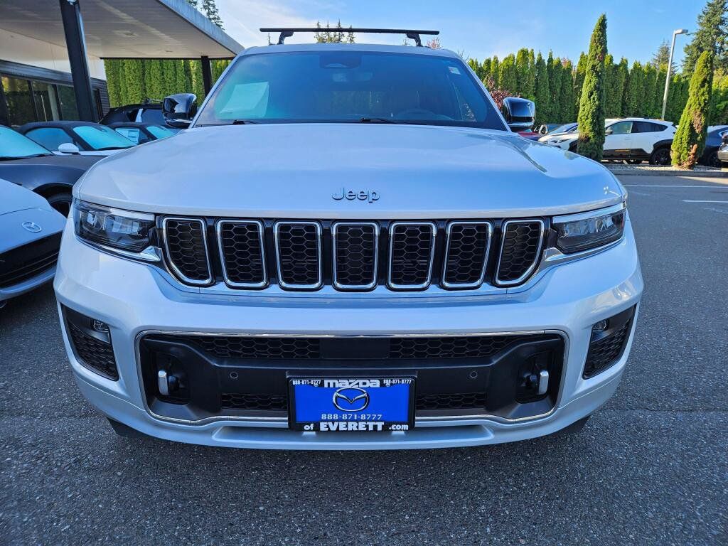 Used 2023 Jeep Grand Cherokee L Overland AWD/4WD image 7