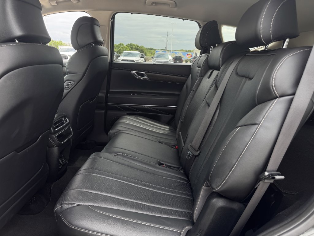 Used 2024 Genesis GV80 2.5T AWD/4WD image 27