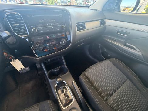Used 2016 Mitsubishi Outlander ES FWD image 15