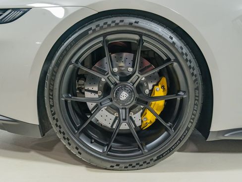Used 2023 Porsche 911 GT3 RWD image 15