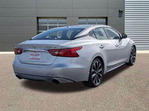 Used 2016 Nissan Maxima SR FWD image 5