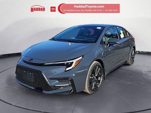 New 2026 Toyota Corolla SE image 1