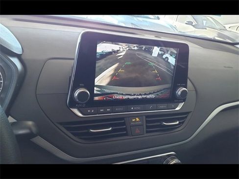 Certified 2025 Nissan Altima 2.5 S image 15