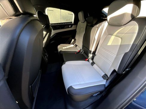 New 2026 Porsche Cayenne Coupe image 20