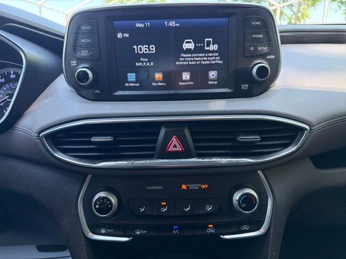 Used 2020 Hyundai Santa Fe SE FWD image 19