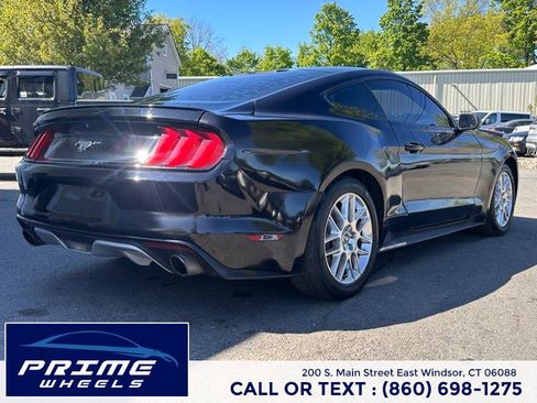 Used 2017 Ford Mustang Coupe RWD image 7