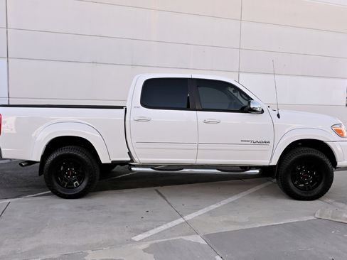 Used 2006 Toyota Tundra SR5 w/ All Weather Guard Pkg image 7