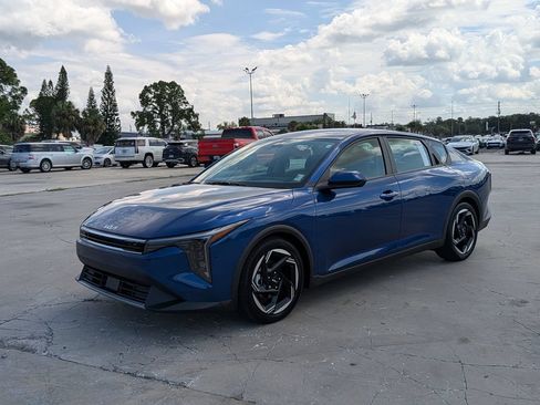 Certified 2025 Kia K4 EX FWD image 4