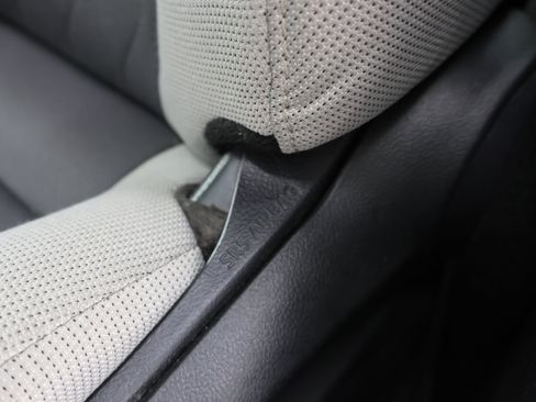 Used 2024 Toyota Corolla LE FWD image 39