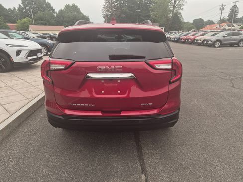 Used 2023 GMC Terrain SLE w/ Driver Convenience Package AWD/4WD image 6