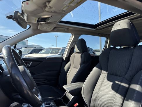 Used 2021 Subaru Forester Premium image 26