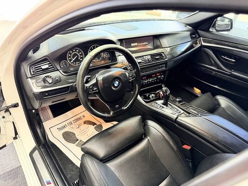 Used 2013 BMW 550i Sedan w/ Executive Pkg RWD image 4