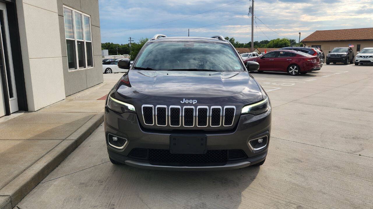 Used 2019 Jeep Cherokee Limited AWD/4WD image 9