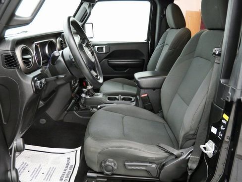 Used 2021 Jeep Wrangler Sport image 11