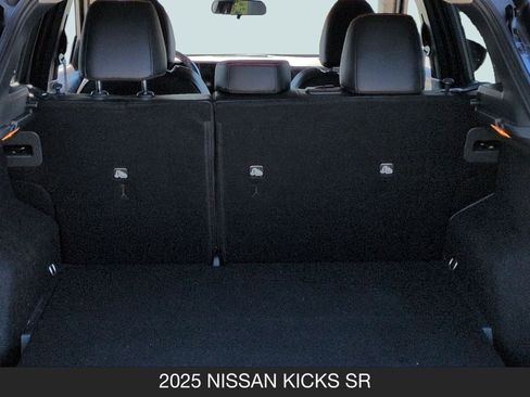 Certified 2025 Nissan Kicks SR image 19