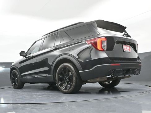 Used 2023 Ford Explorer ST-Line w/ Class IV Trailer Tow Package image 32