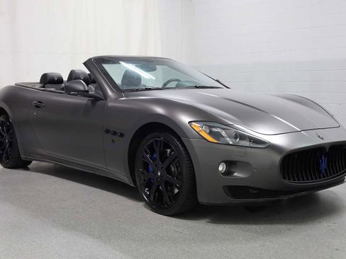 Used 2016 Maserati GranTurismo Convertible image 13