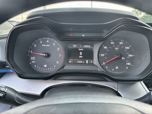 Used 2025 Chevrolet Trax LS w/ LS Convenience Package FWD image 12