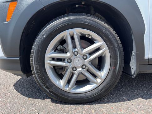 Used 2020 Hyundai Kona SE AWD/4WD image 25