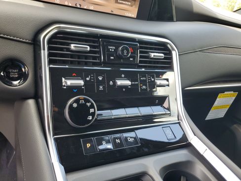 New 2025 Nissan Armada SL w/ Captain's Chari Seat Package image 14