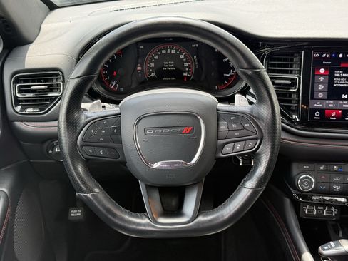 Used 2025 Dodge Durango GT AWD/4WD image 16