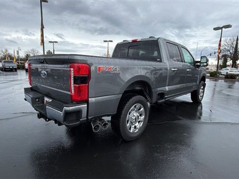 New 2026 Ford F250 Lariat w/ Lariat Ultimate Package image 4