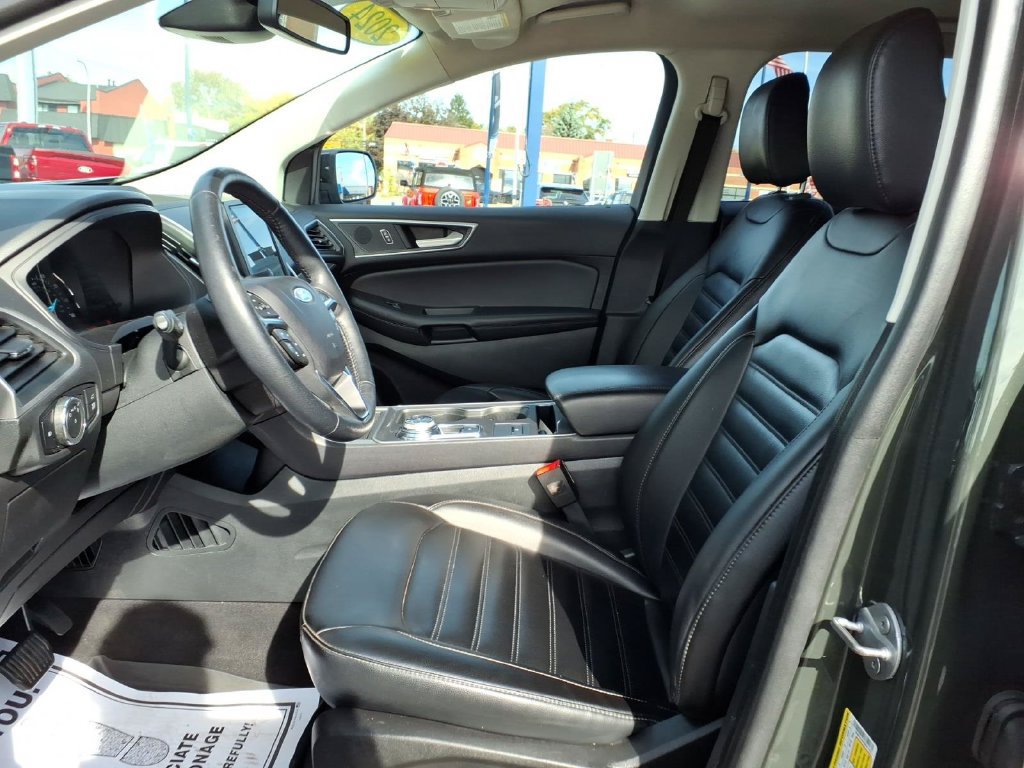 Certified 2024 Ford Edge SEL w/ Convenience Package AWD/4WD image 13