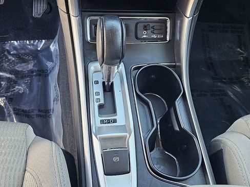 Used 2021 Subaru Ascent Premium w/ Convenience Package image 35