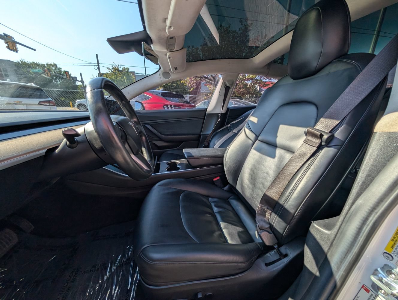 Used 2017 Tesla Model 3 Long Range RWD image 15
